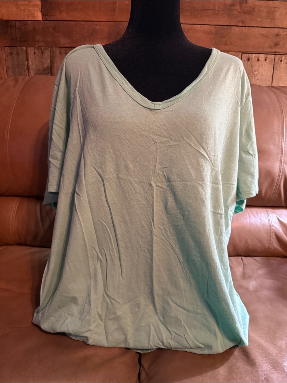 Ava & Viv Light Mint V-Neck Short Sleeve Tee